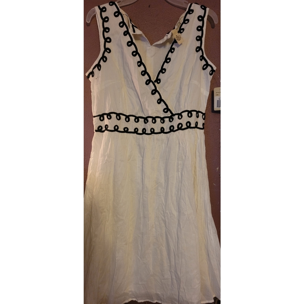 Medium dress